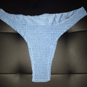 cheeky bikini bottoms